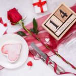 Romantic Valentine's Day events in Melbourne, featuring candlelight concerts, fine dining, and outdoor movie experiences.