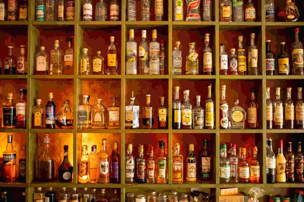 Vibrant Melbourne laneway bar with patrons enjoying drinks - Booze in Melbourne